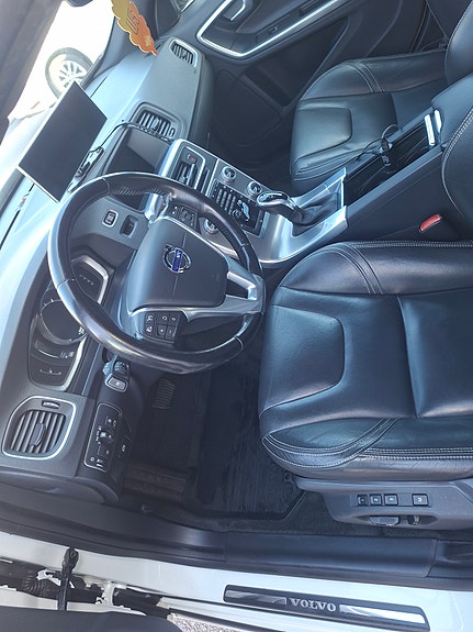 Volvo S60 5 of 5