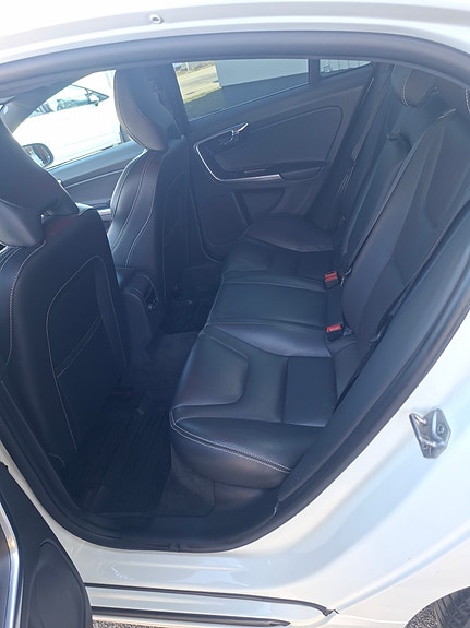 Volvo S60 24 of 24