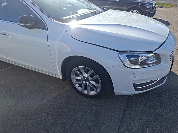 Volvo S60 18 of 24