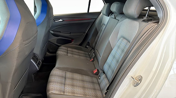 Volkswagen Golf I 11 of 13