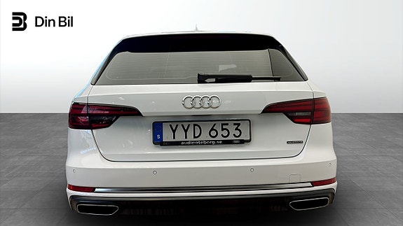 Audi A4 5 of 12