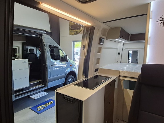 Westfalia Sven Hedin Classic Pop-up Litium, 2x solcell, automat, vattenburen dieselvärme 13 of 25