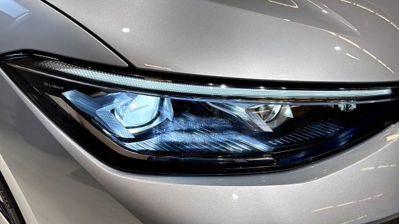 Volkswagen Passat 17 of 24