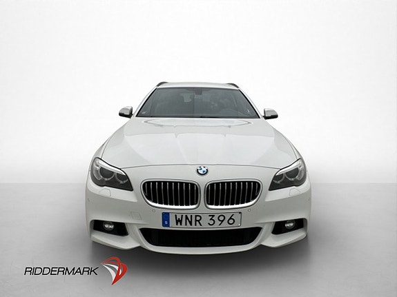 BMW 520d 3 of 5