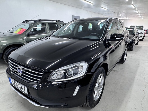 Volvo XC60 5 of 25