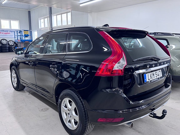 Volvo XC60 7 of 25