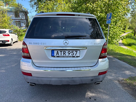 Mercedes-Benz GL320 5 of 5