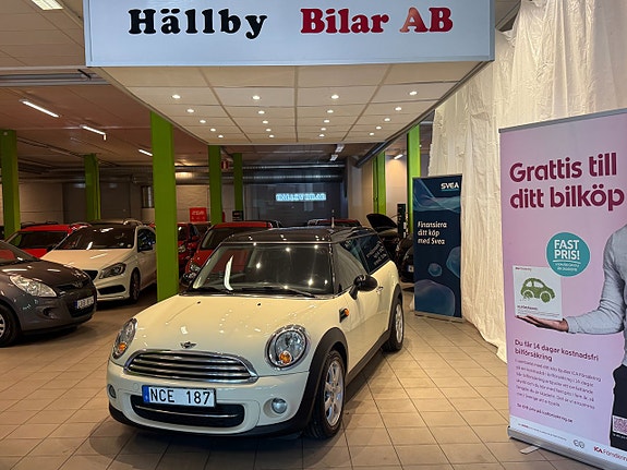MINI Clubman Cooper 2 of 14