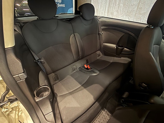 MINI Clubman Cooper 12 of 14