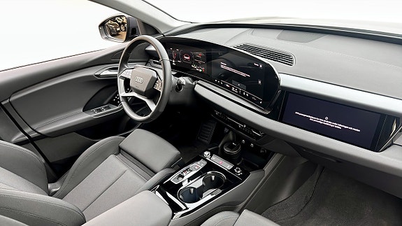 Audi Q6 e-tron 11 of 23