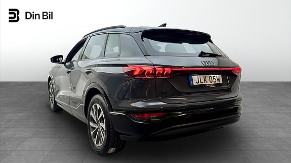 Audi Q6 e-tron 3 of 5