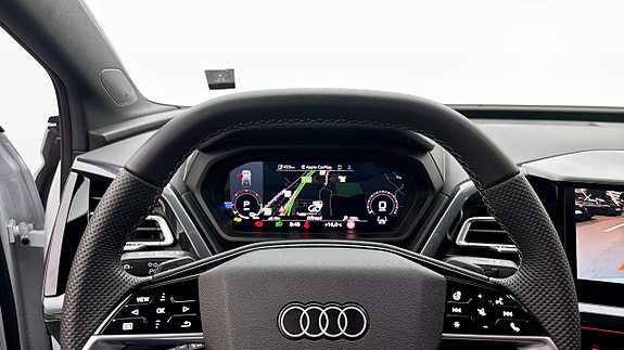 Audi Q4 e-tron 16 of 23