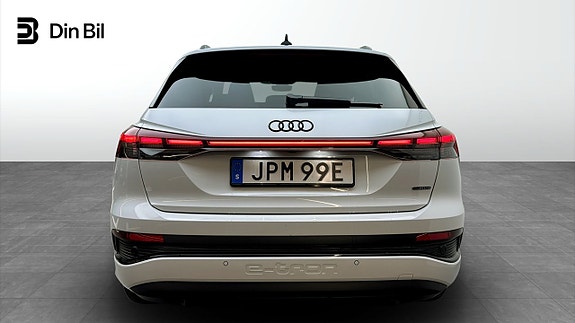 Audi Q4 e-tron 5 of 23