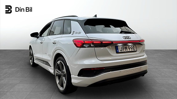 Audi Q4 e-tron 3 of 23