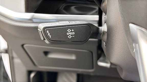 Audi Q3 16 of 19