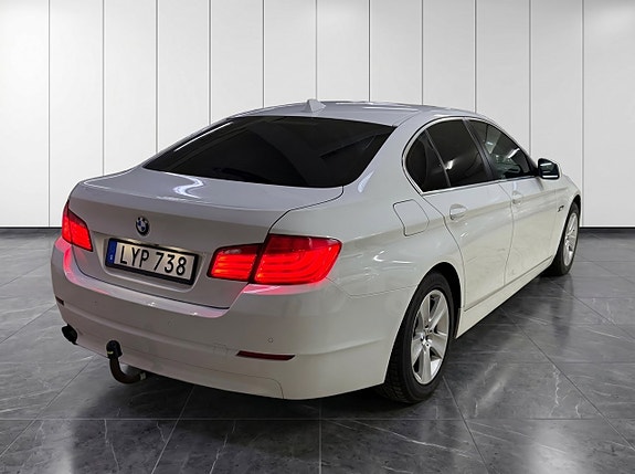 BMW 520i 5 of 5
