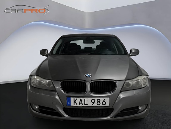 BMW 316 2 of 5