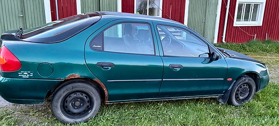Ford Mondeo 3 of 5