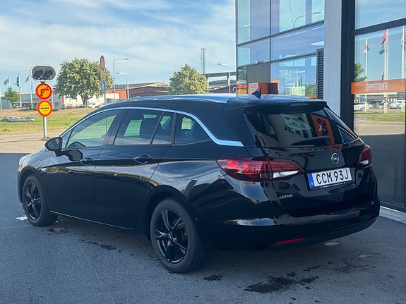 Opel Astra 4 of 5