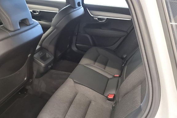Volvo V90 14 of 24