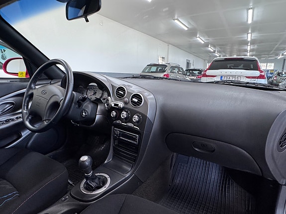 Hyundai Coupe 17 of 22