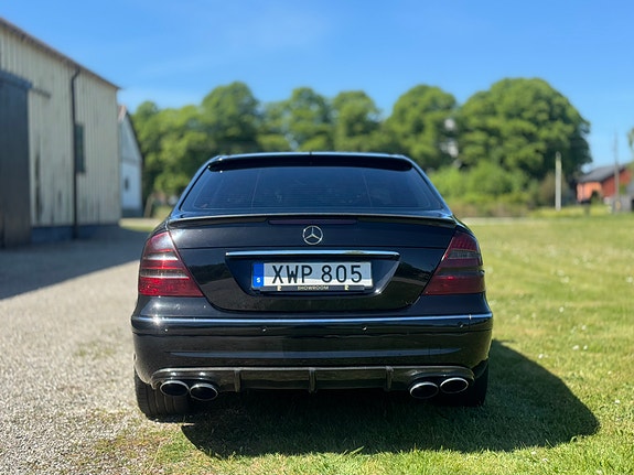 Mercedes-Benz E55 5 of 5