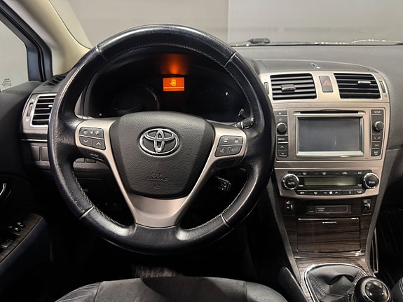 Toyota Avensis 8 of 9