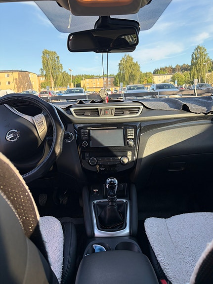 Nissan Qashqai 4 of 5