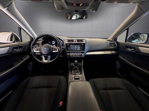 Subaru Outback 10 of 27