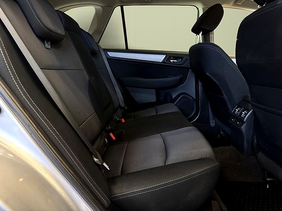 Subaru Outback 15 of 27