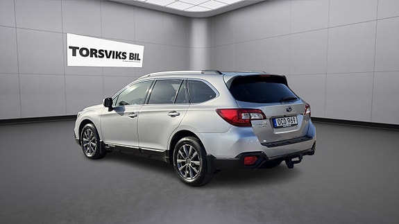 Subaru Outback 4 of 5