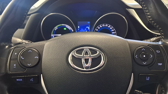 Toyota Auris 24 of 25