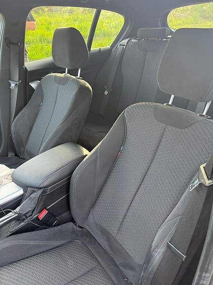 BMW 120d 3 of 5