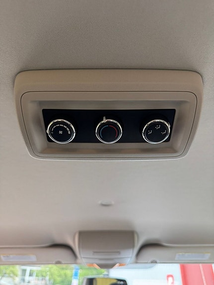 Dodge Grand Caravan 18 of 18