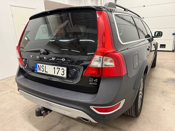 Volvo XC70 5 of 13