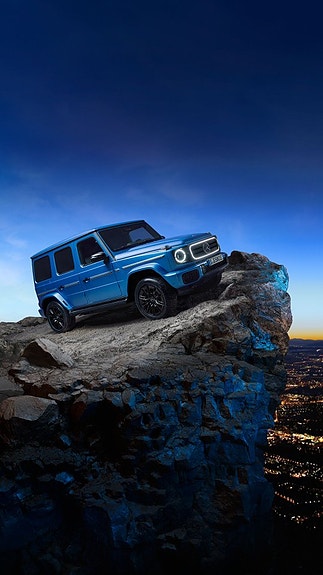 Mercedes-Benz G580 9 of 16
