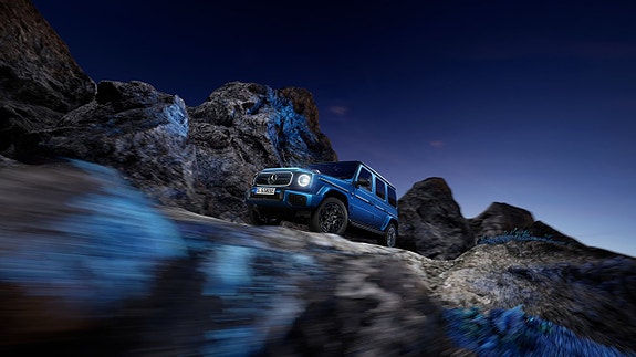 Mercedes-Benz G580 6 of 16