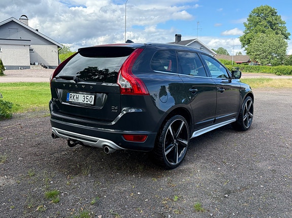 Volvo XC60 4 of 5