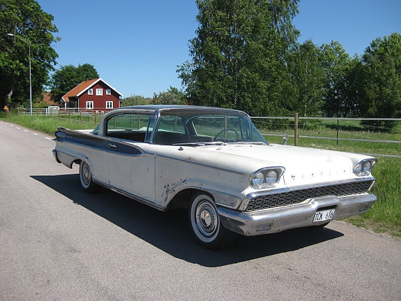 Mercury Parklane