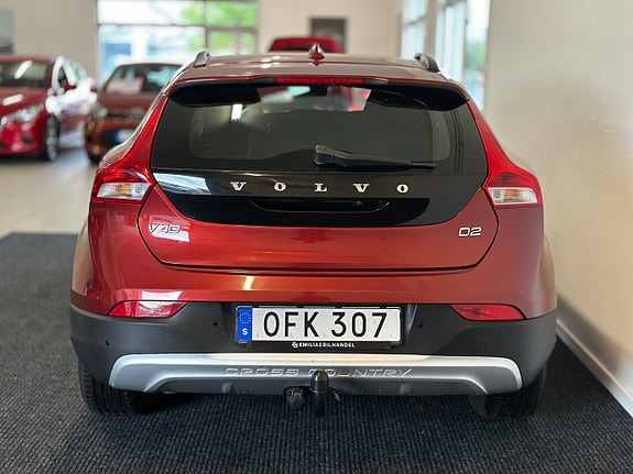 Volvo V40 Cross Country 3 of 27