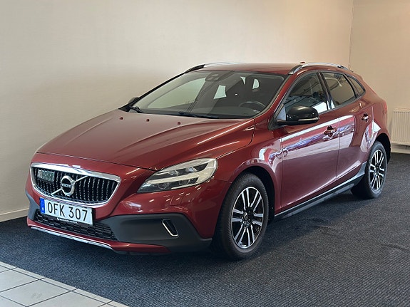Volvo V40 Cross Country 4 of 27