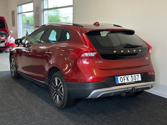 Volvo V40 Cross Country 8 of 27