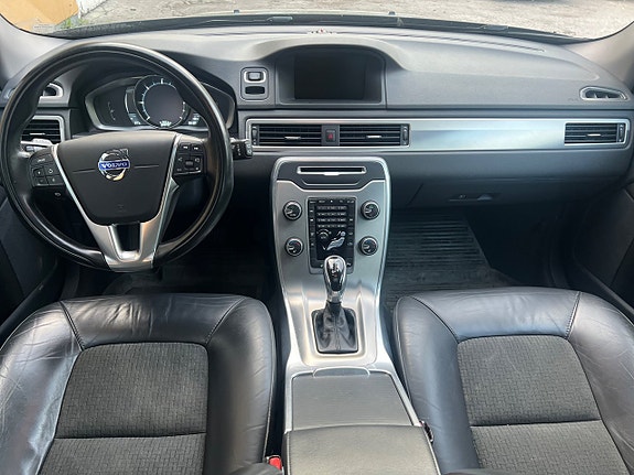 Volvo V70 5 of 5