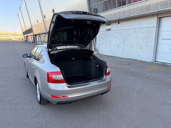 Skoda Octavia 9 of 10