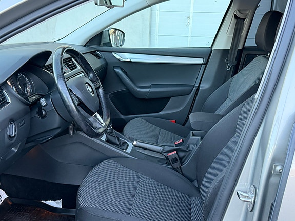 Skoda Octavia 6 of 10