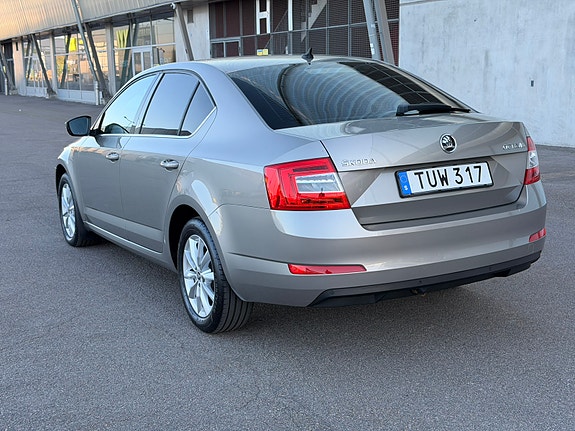 Skoda Octavia 5 of 5