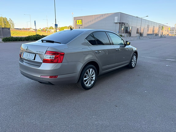 Skoda Octavia 4 of 5