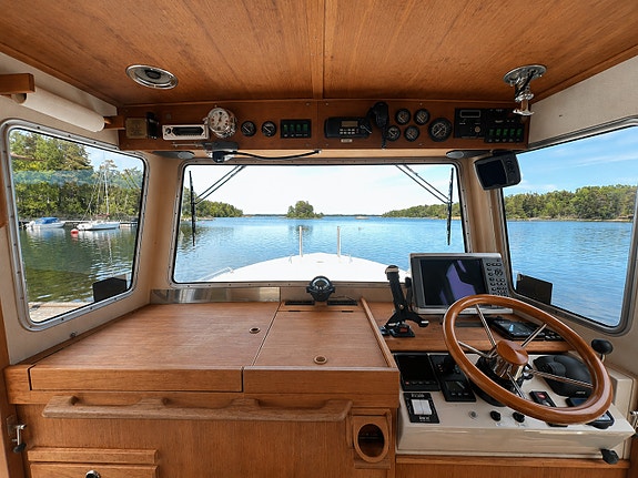 Välutrustad Targa 27.1 Flybridge Modellår 2003 3 of 3