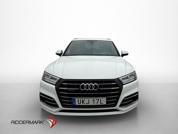 Audi Q5 2 of 5