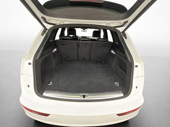 Audi Q5 25 of 30